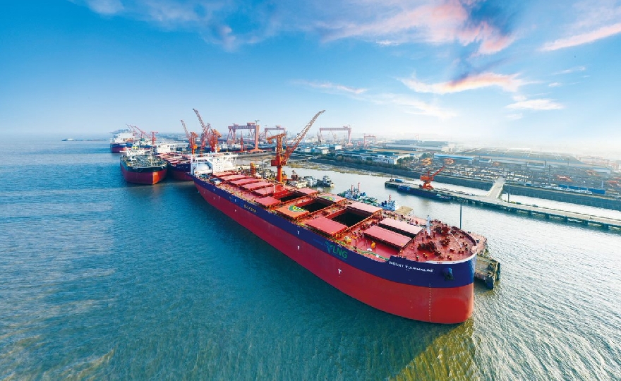 Historic First Bunker Fueling for LNG-Fueled Newcastlemax